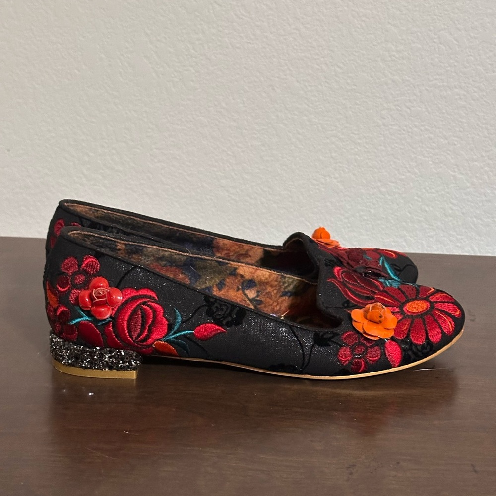 Irregular‎ Choice Casa Blanka Black Floral Embroidered Flats Women UK 38 US 7.5 - Picture 3 of 14